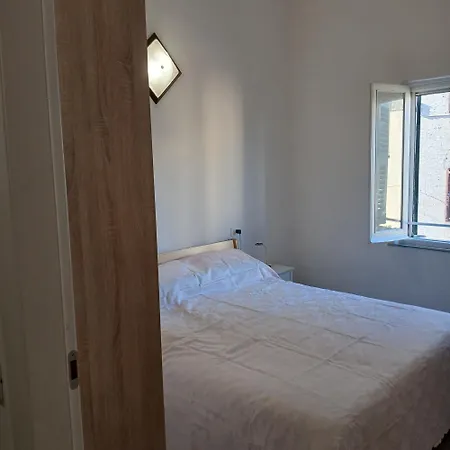 La Casa Nel Vicolo Golfo Dei Poeti * 斯培西亚